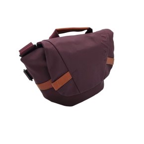 Aunts & Uncles KAZO Messenger Bag S cherry laquer